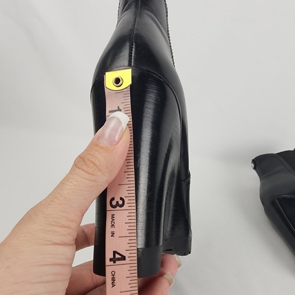 Michael Kors Black Leather Heeled Ankle Boots Size 9 - Picture 9 of 9